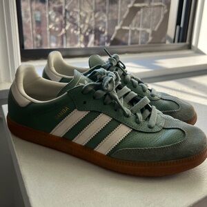 Samba Silver Green Gum Adidas Size 8.5
